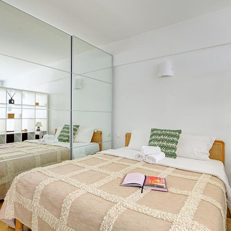 St Germain & Le Bon Marche With Balcony - Cityapartmentstay 파리 외부 사진