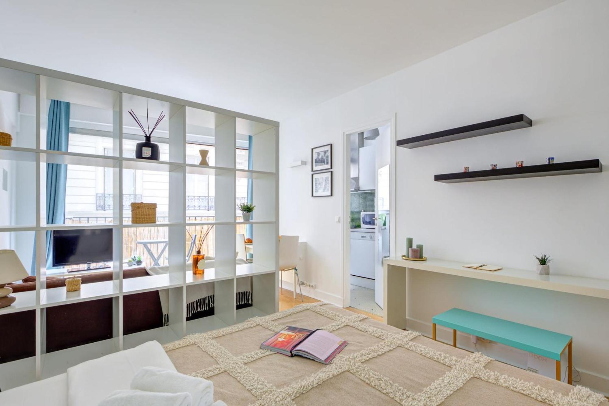St Germain & Le Bon Marche With Balcony - Cityapartmentstay 파리 외부 사진