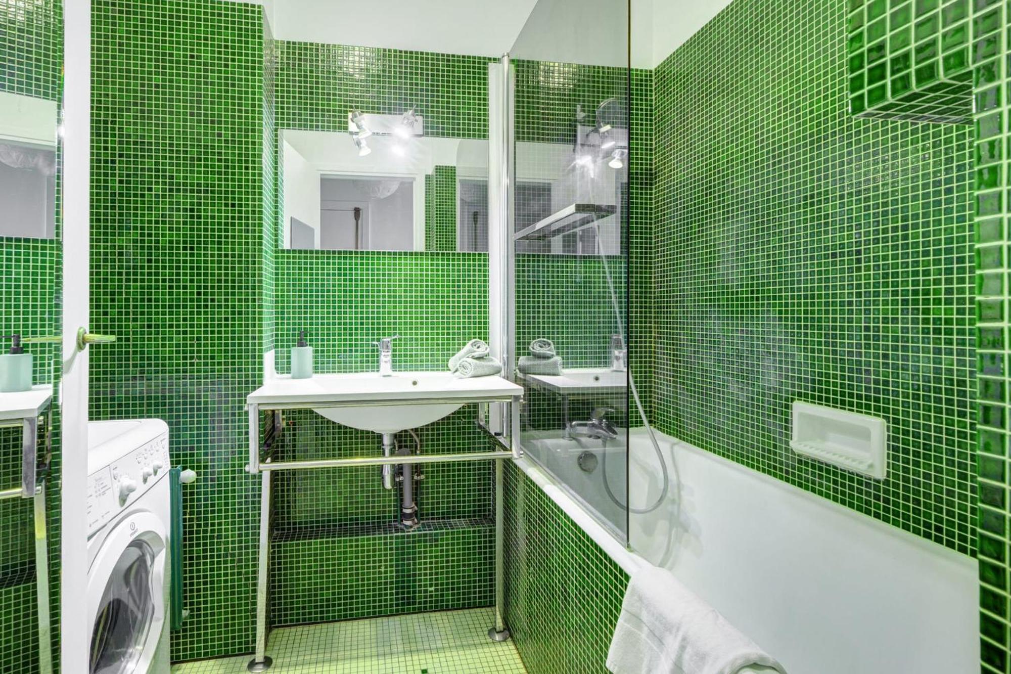 St Germain & Le Bon Marche With Balcony - Cityapartmentstay 파리 외부 사진