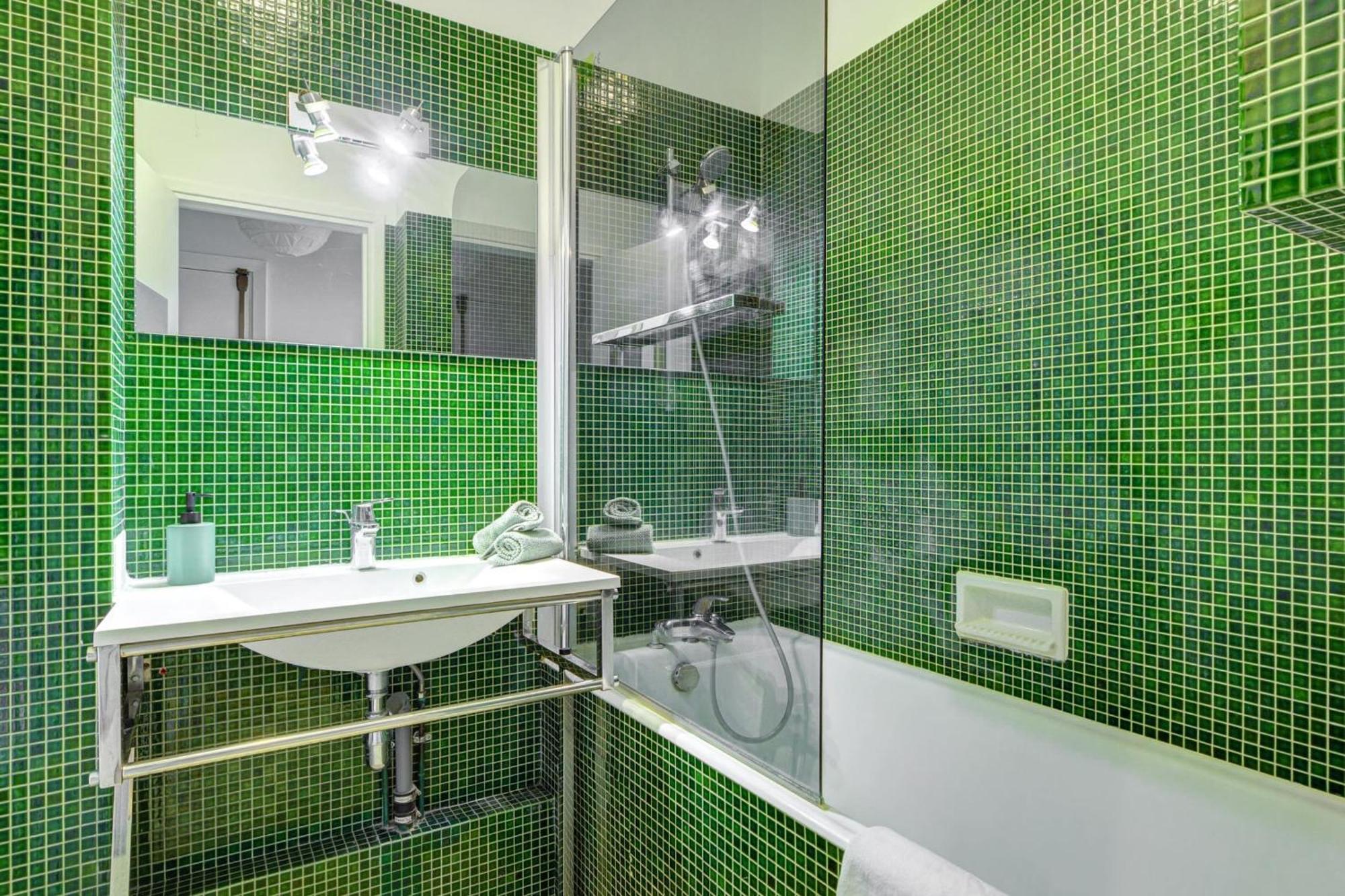 St Germain & Le Bon Marche With Balcony - Cityapartmentstay 파리 외부 사진